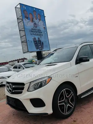 Mercedes-Benz GLE-Class AMG GLE 43 4MATIC 2018 White