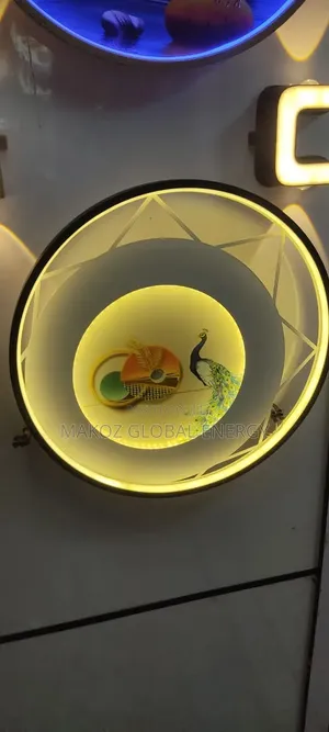 Modern Led Round Peacock Ceiling/Wall Light - Warm White 3d Art