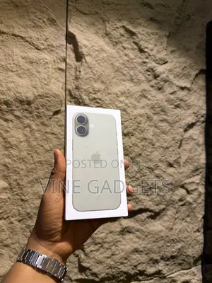 New Apple iPhone 17 256 GB Green