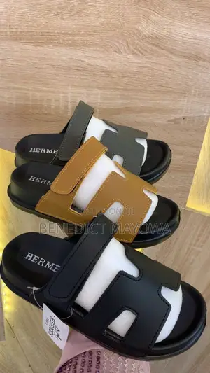 Hermes Inspired Flat