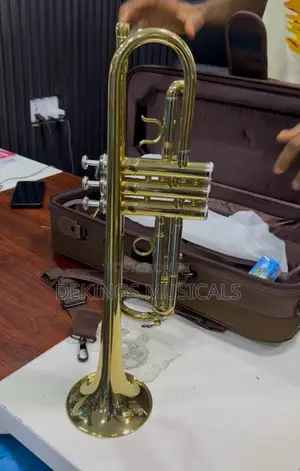 Professional Armstrong Trumpet Gold