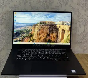 Laptop Dell Precision 5540 16GB Intel Core i9 SSD 512GB