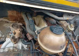 Volkswagen Transporter 2006 Yellow