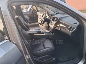 Mercedes-Benz M Class 2012 Gray