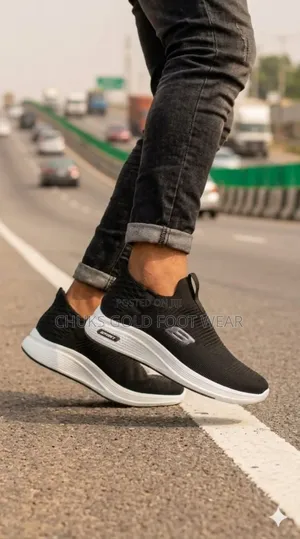 Skechers— Own Your Look Unleash Your Style With Signature .