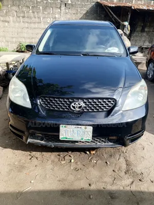 Toyota Matrix XR Hatchback FWD (1.8L 4cyl 4A) 2004 Black