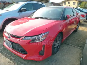Scion tC 2015 Red