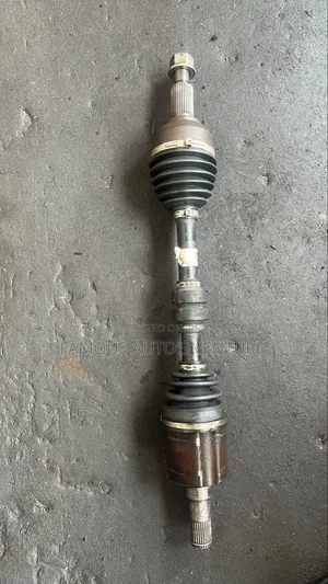 Driving Shaft Nissan Pathfinder 2015