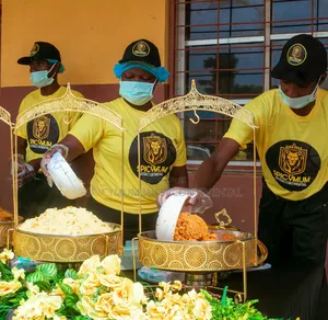 Caterer in Lagos / Available to Travel