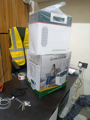 Cola 2000 Solar Generator – 2kwh Battery | 1000w Pure Sine Wave Output