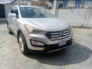 Hyundai Santa Fe 2014 Silver