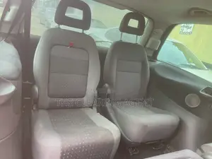 Volkswagen Transporter 2005 White
