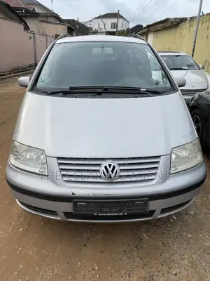Volkswagen Transporter 2005 White