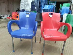 Iron Leg Platic Arm Chiar