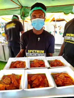 Caterer in Lagos / Available to Travel