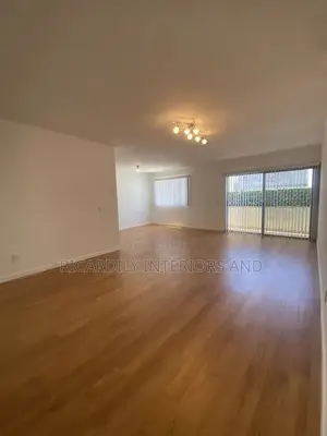 Vinyl Flooring Pro Installation