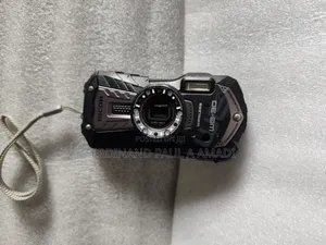 Ricoh Digital Photo Video Camera for Vintage and Passport Snapping