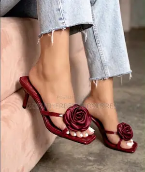 Female Kitten Heel