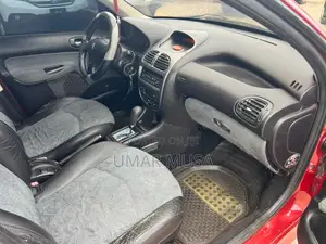 Peugeot 206 2005 Red
