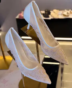 Female Kitten Heel