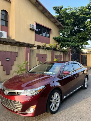 Toyota Avalon Limited 4dr Sedan (3.5L 6cyl 6A) 2015 Burgundy