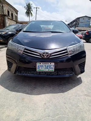 Toyota Corolla LE 4dr Sedan (1.8L 4cyl CVT) 2014 Black