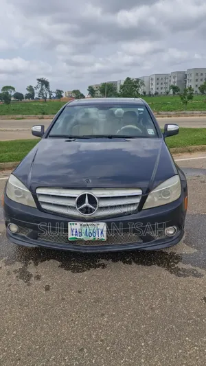 Mercedes-Benz C300 2010 Black