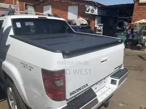Booth Cover for Honda Ridgeline