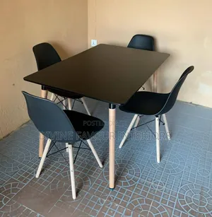 Square Wooden Dinning Table + 4 Chair