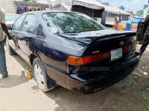 Toyota Camry Automatic 1998 Black