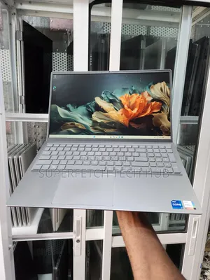 Laptop Dell Inspiron 15 5510 16GB Intel Core i7 SSD 512GB