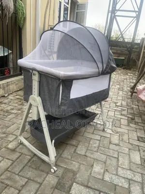 Baby Bedside Bassinet With Mosquito Net – Adjustable Height (Like New)