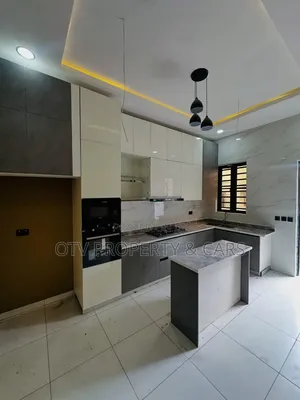4bdrm Duplex in VGC / Ajah for sale
