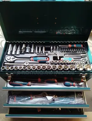 Total Thptcs71321 132-Piece Tool Chest Set