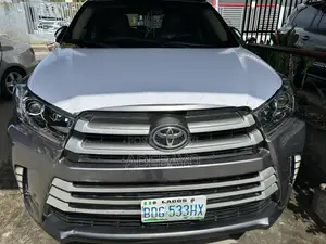 Toyota Highlander Limited 4dr SUV AWD (3.5L 6cyl 6A) 2015 Gray