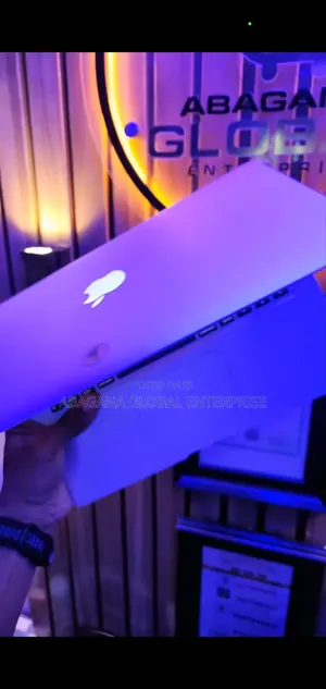 Laptop Apple MacBook Air 2015 8GB Intel Core i7 SSD 128GB