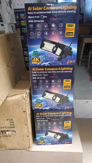 V380 Real 3lens Solar Streetlight Camera