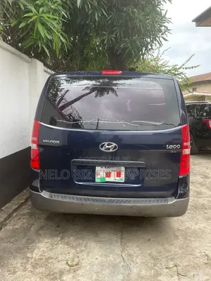 Hyundai H1 2014 Blue
