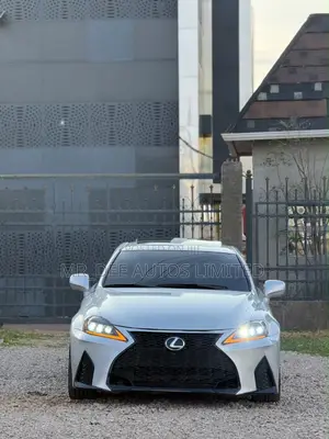 Lexus IS 2014 Silver
