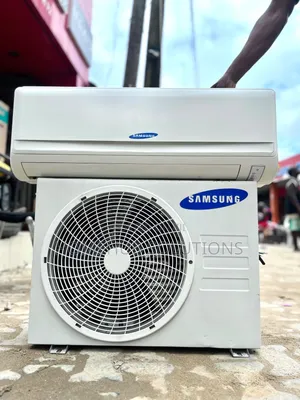Clean 1.5hp Samsung Air Conditioner
