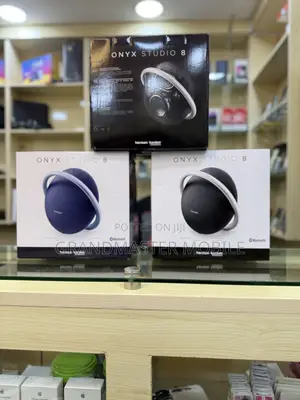 Brand New Onyx Studio 8