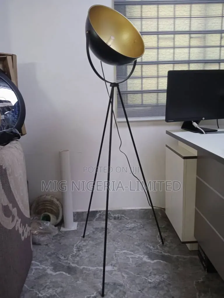 Vintage Tripod Floor Lamp Black