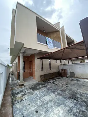 Furnished 4bdrm Duplex in Unilag Estate, for sale
