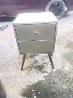 Side Drawer