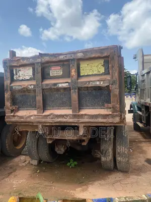 Mack Truck