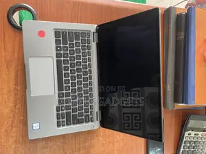 Laptop Dell Latitude 7400 2-in-1 16GB Intel Core i5 SSD 256GB