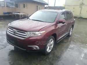 Toyota Highlander 2008 Red