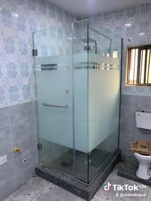 Standard Quality Shower Cubicle