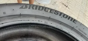 Grade One Tokunbo Tyre Size 245/45r20