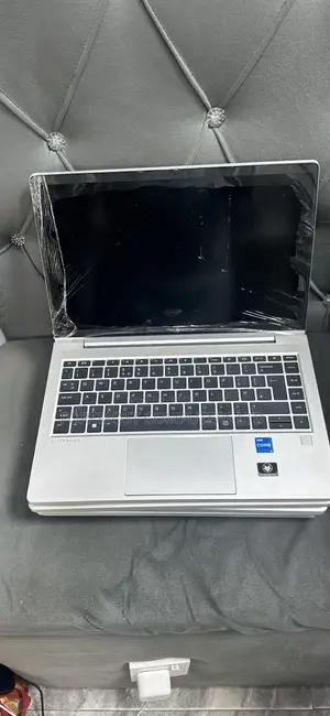 Laptop HP EliteBook 640 G9 8GB Intel Core i5 SSD 256GB
